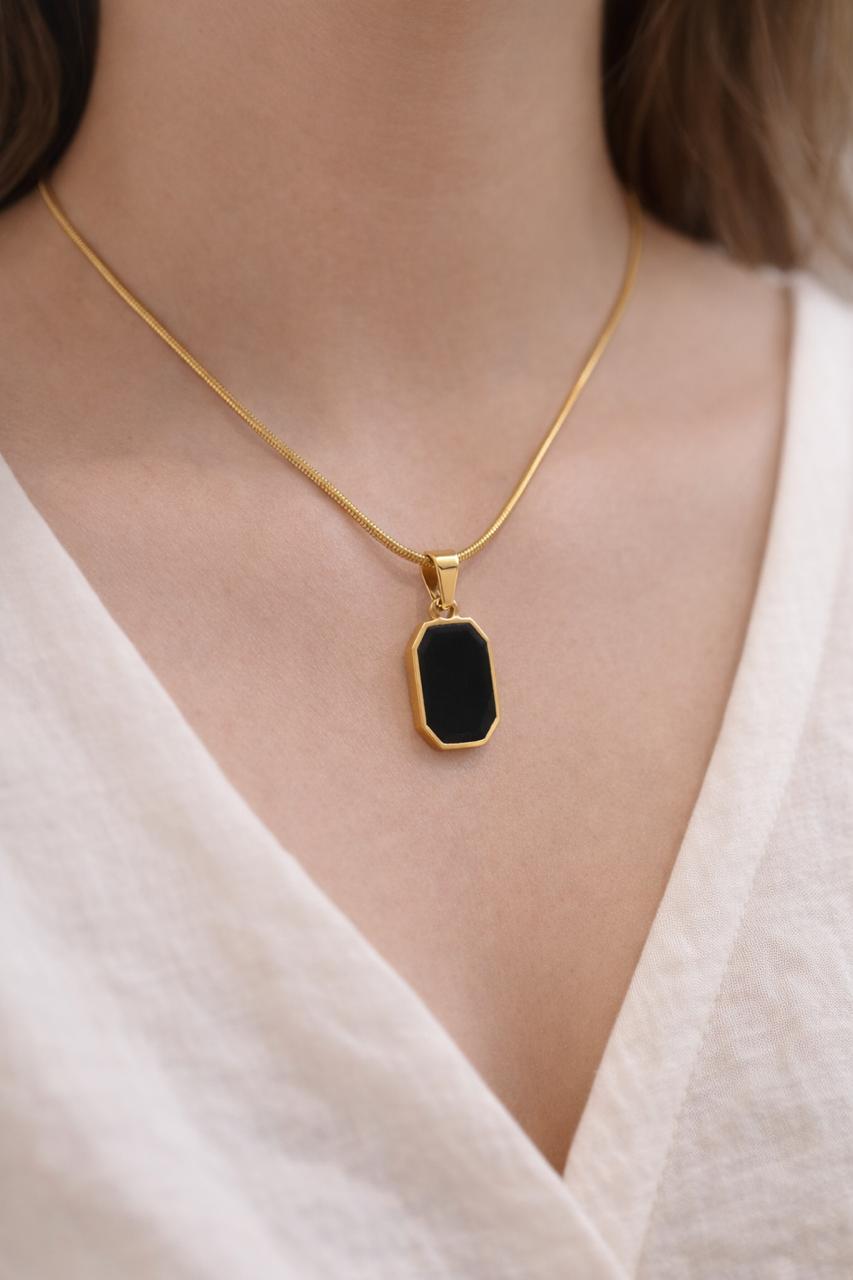 Black Stone Nacklace